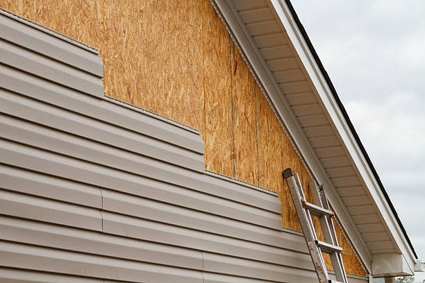 24/7 Emergency Vinyl Siding experts in Brookville, OH